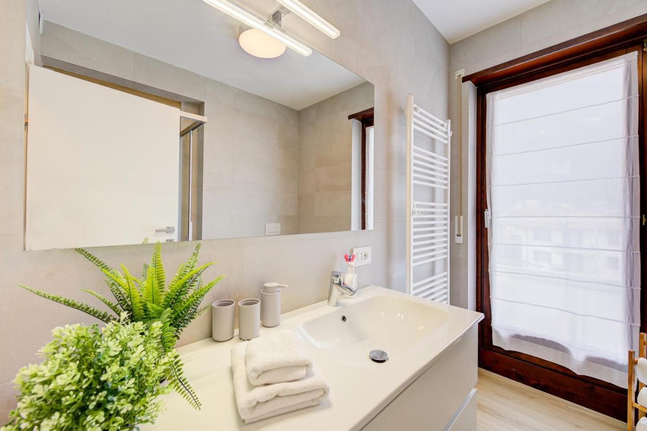 Balcone Sui Tigli Few Min From The Lake - Happy Rentals Riva del Garda Eksteriør bilde