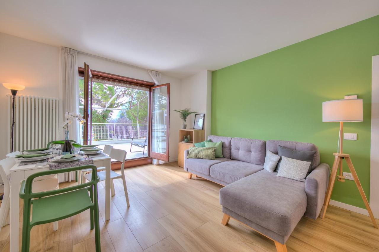 Balcone Sui Tigli Few Min From The Lake - Happy Rentals Riva del Garda Eksteriør bilde